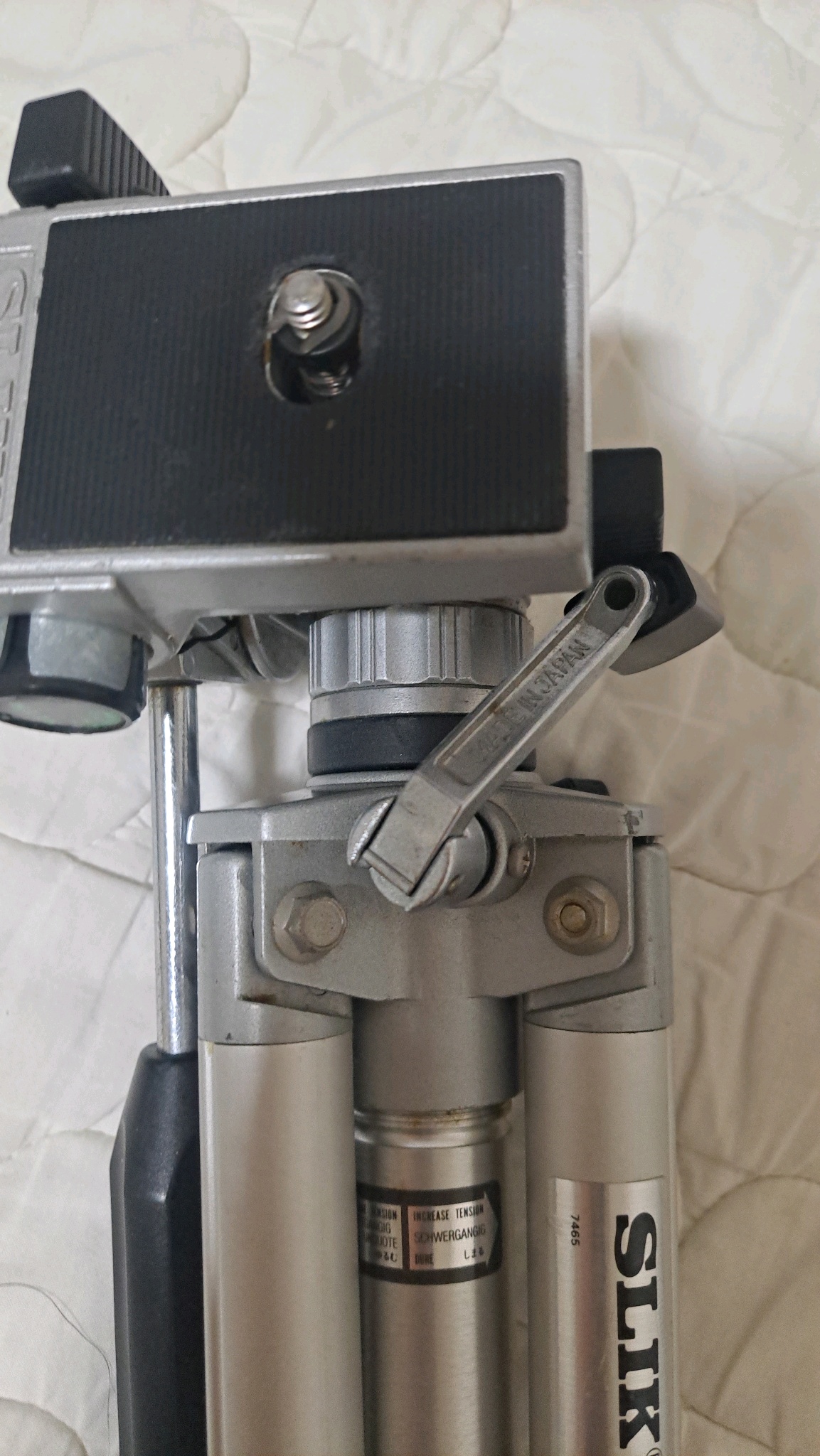 SLIK SP-123 삼각대입니다. 3
