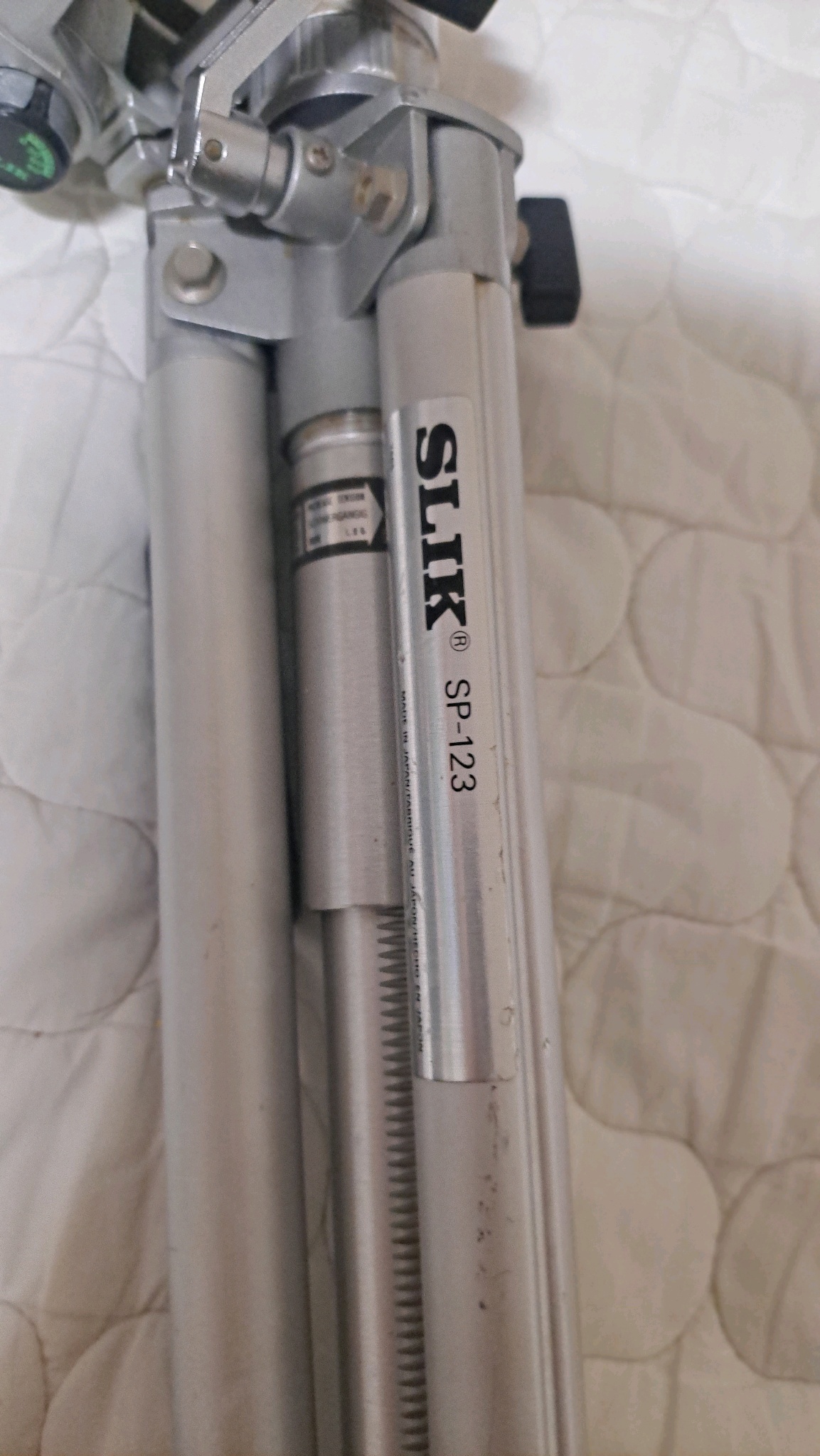 SLIK SP-123 삼각대입니다. 2