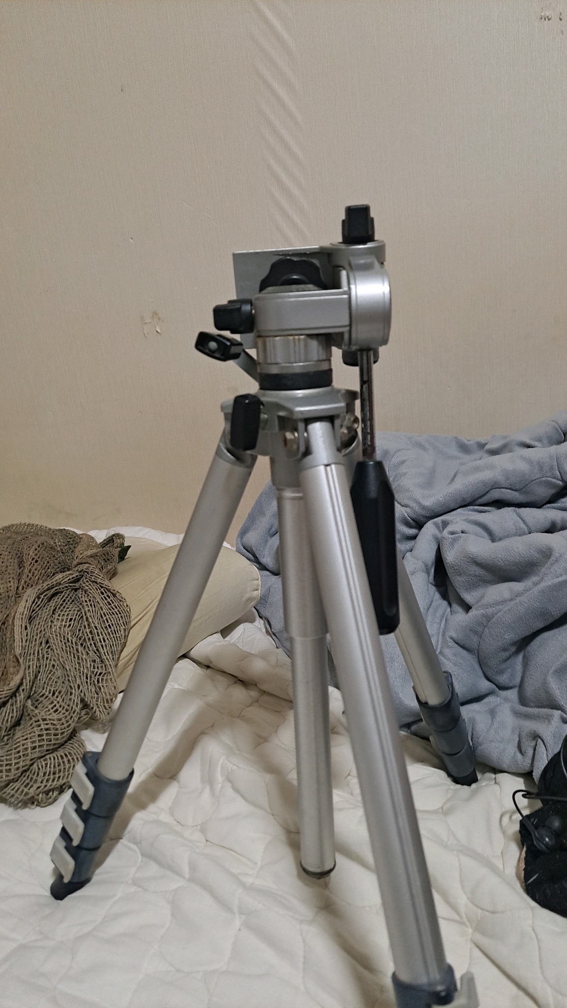 SLIK SP-123 삼각대입니다. 5