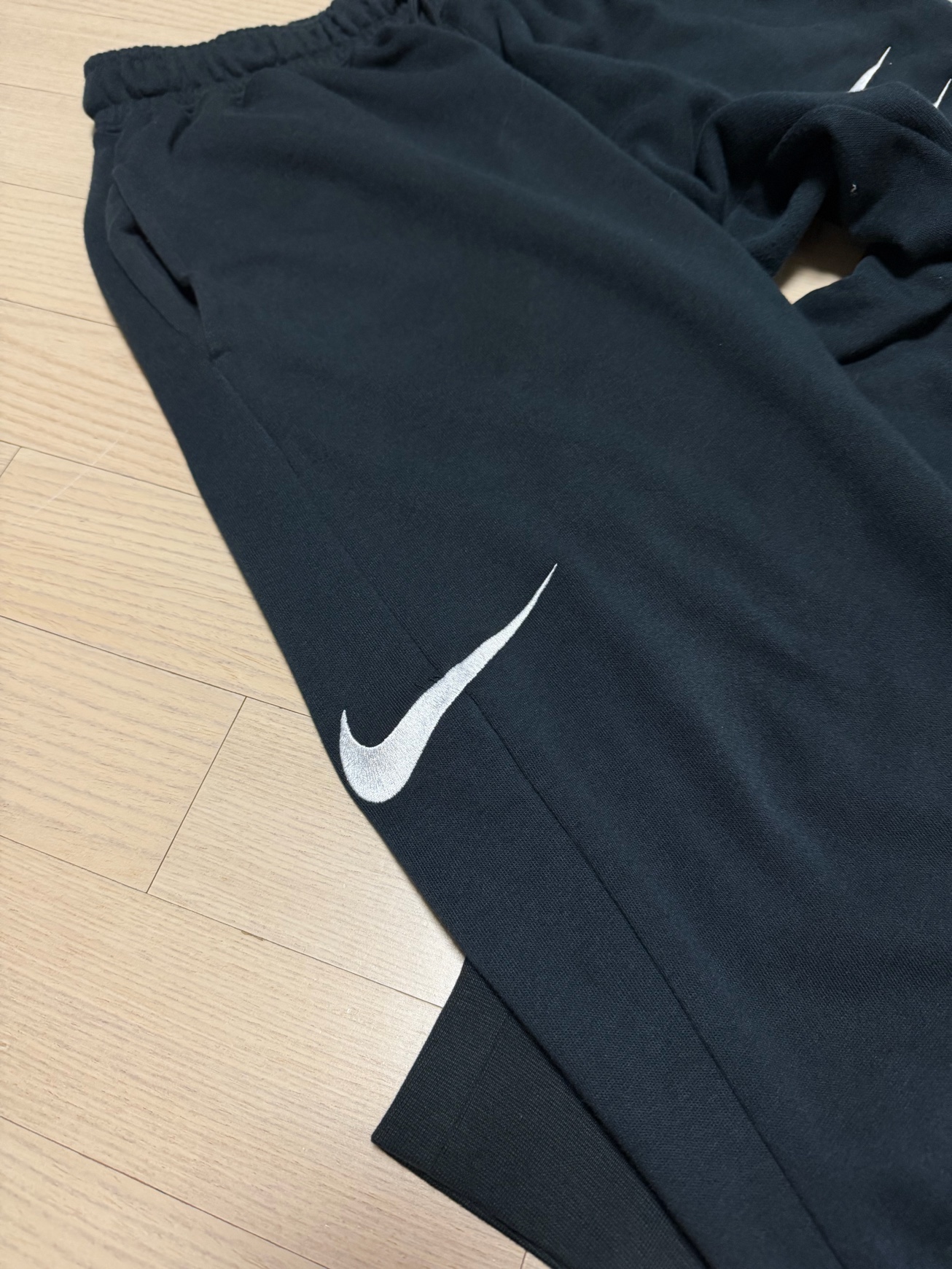 나이키 더블 스우시 자수 조거 팬츠 블랙 M 6