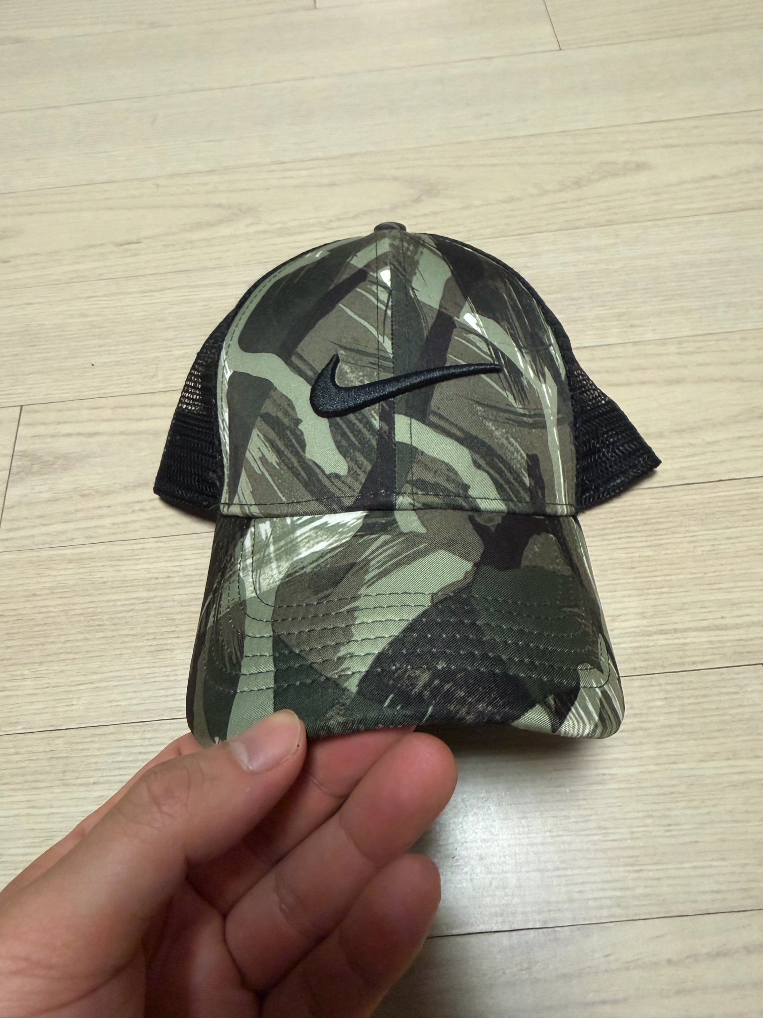 나이키 남성 카모 스우시 자수 메쉬캡 모자 3