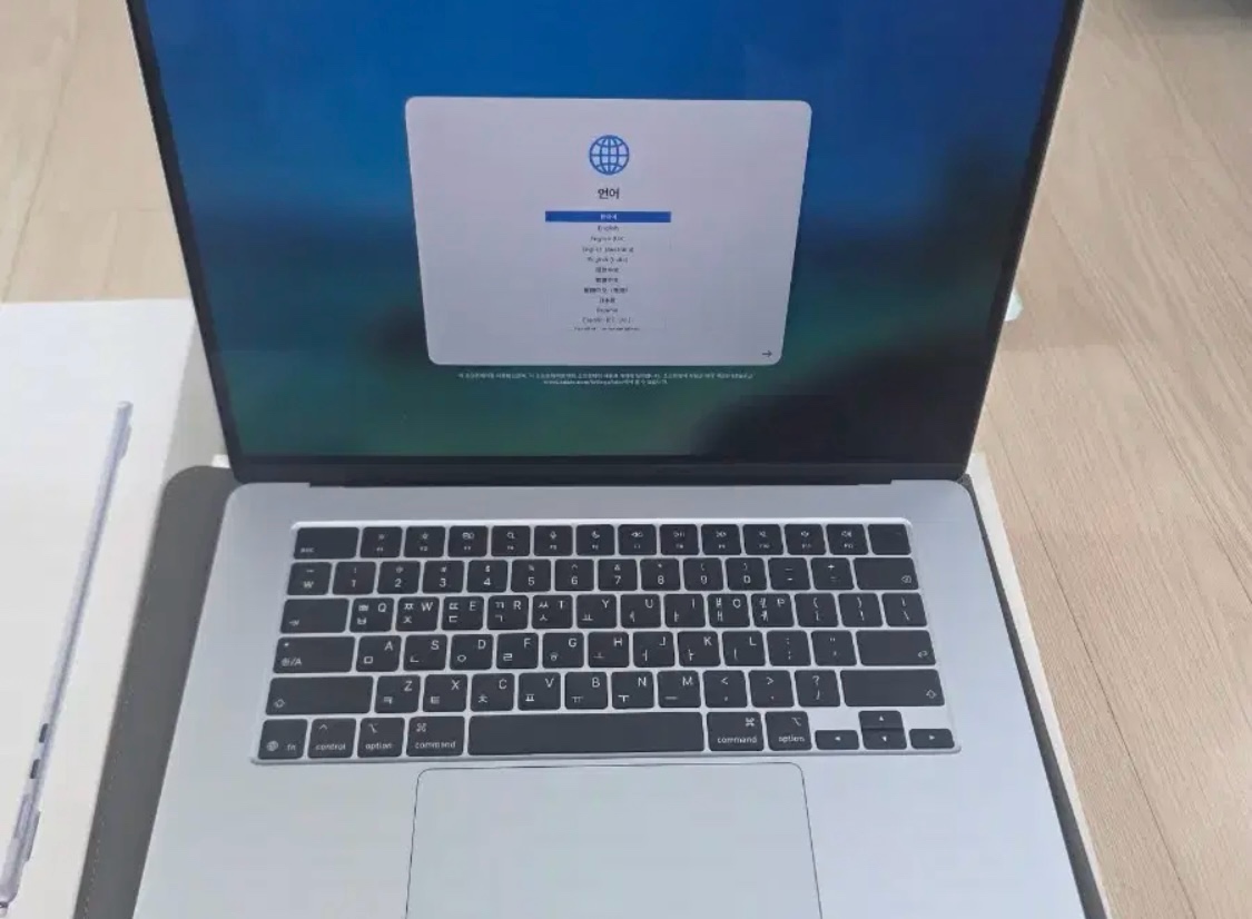 맥북 에어 m4 15인치 16GB/512GB 풀 박스 2